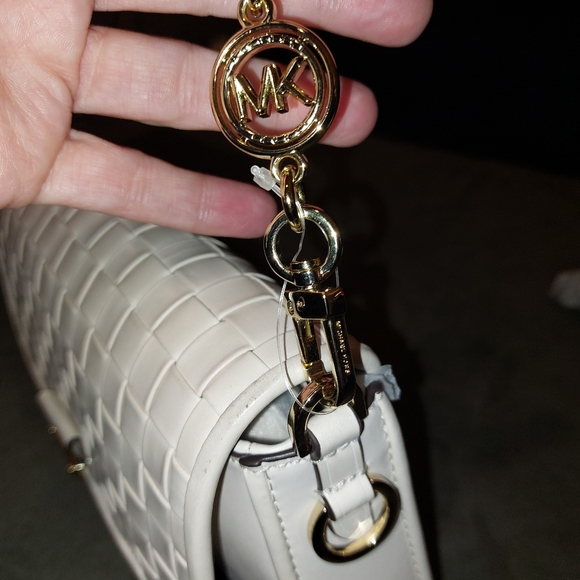 BEAUTIFUL MICHAEL KORS CROSSBODY - Picture 7 of 11